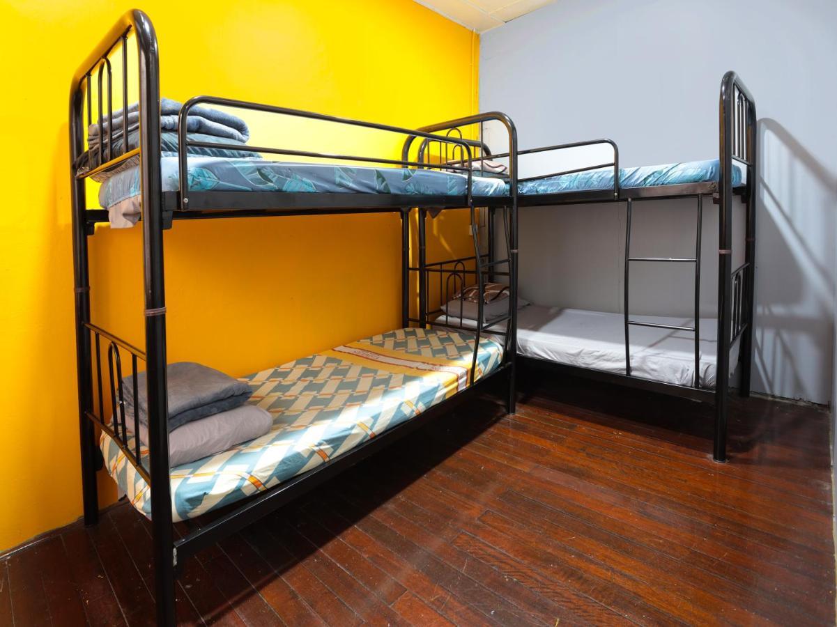 Spot On 90610 Loft Waterfront Kuching Exterior foto